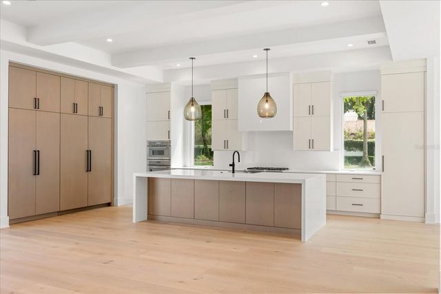 2020 VIA TUSCANY, Winter Park, FL 32789