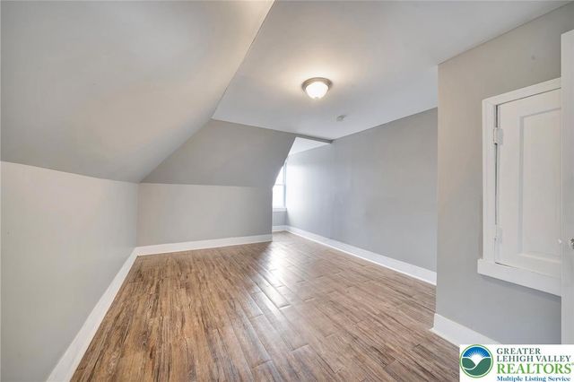 712 Northampton, Easton, PA 18042