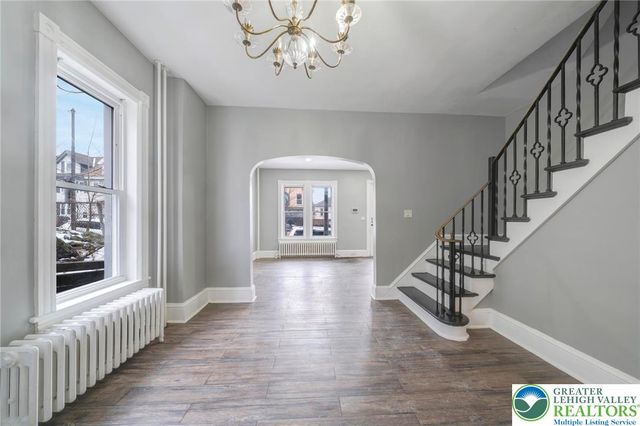 712 Northampton, Easton, PA 18042