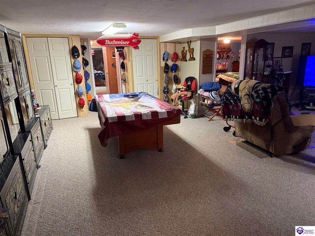 208 Lakewood Drive, Elizabethtown, KY 42701