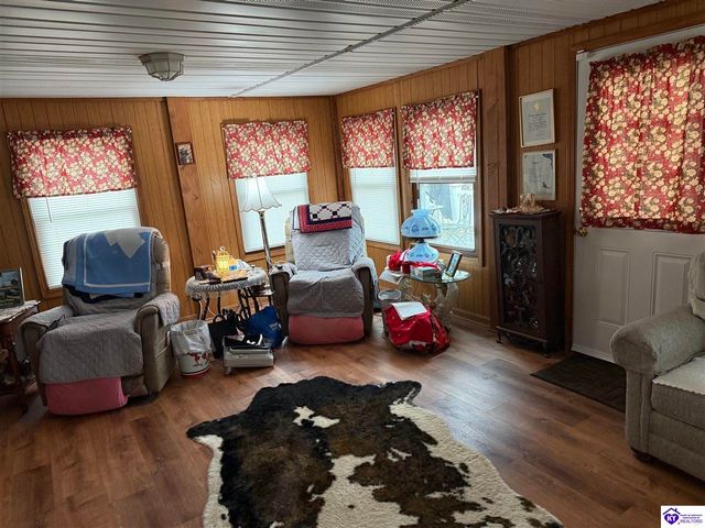 208 Lakewood Drive, Elizabethtown, KY 42701