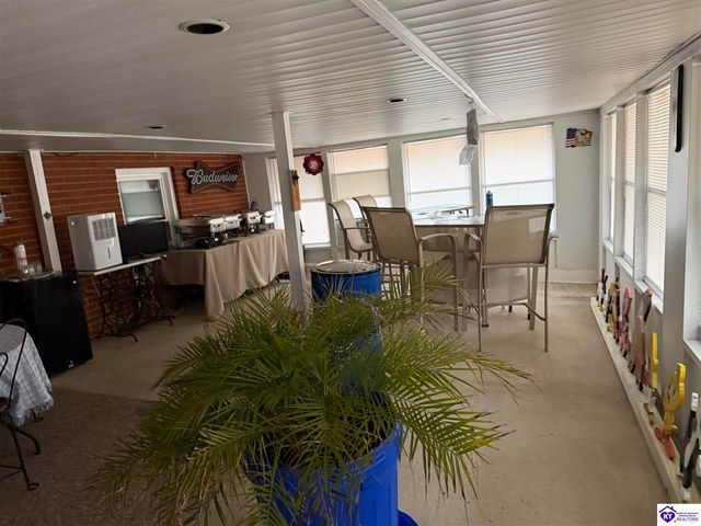 208 Lakewood Drive, Elizabethtown, KY 42701