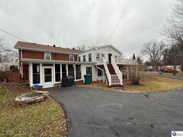 208 Lakewood Drive, Elizabethtown, KY 42701