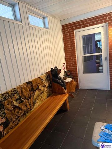 208 Lakewood Drive, Elizabethtown, KY 42701