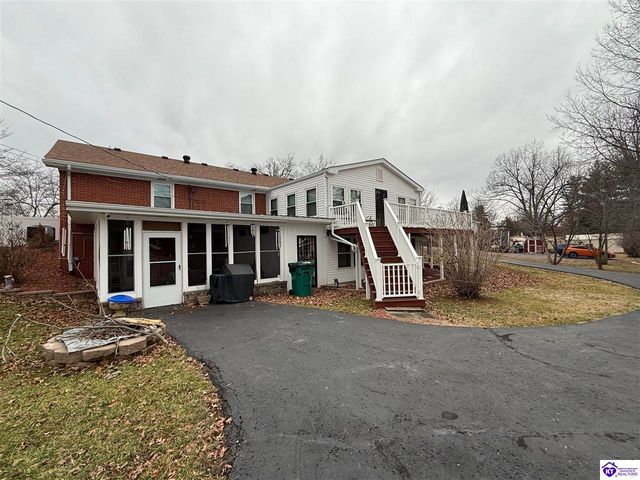 208 Lakewood Drive, Elizabethtown, KY 42701