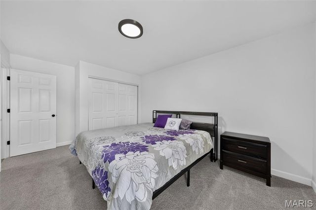 2044 Graystone Drive, St Charles, MO 63303