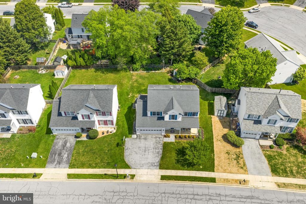 Image 43 of property listing at 202 WINTER BROOK CT, Walkersville, MD 21793