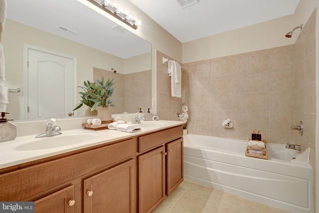 41904 GALLBERRY TER, Aldie, VA 20105