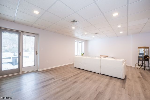 15 Stepping Ridge, North Caldwell Boro, NJ 07006