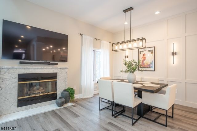 15 Stepping Ridge, North Caldwell Boro, NJ 07006