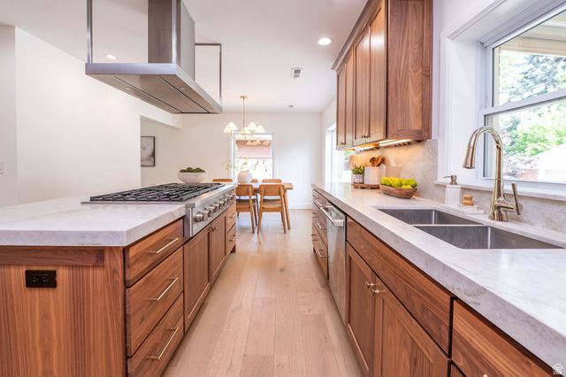 2146 E BROWNING AVE, Salt Lake City, UT 84108