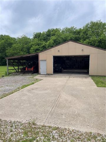 13905 Leavenworth Road, Basehor, KS 66007