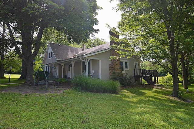 13905 Leavenworth Road, Basehor, KS 66007