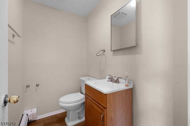 16 Fundus Rd, West Orange Twp., NJ 07052