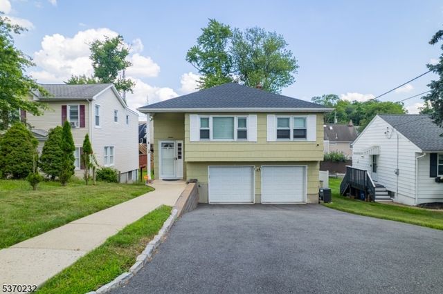 16 Fundus Rd, West Orange Twp., NJ 07052