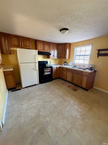 1424 S COURTLAND Avenue, Kokomo, IN 46902