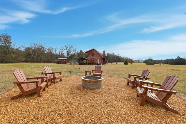 313 Lowry Lane, Chickamauga, GA 30707