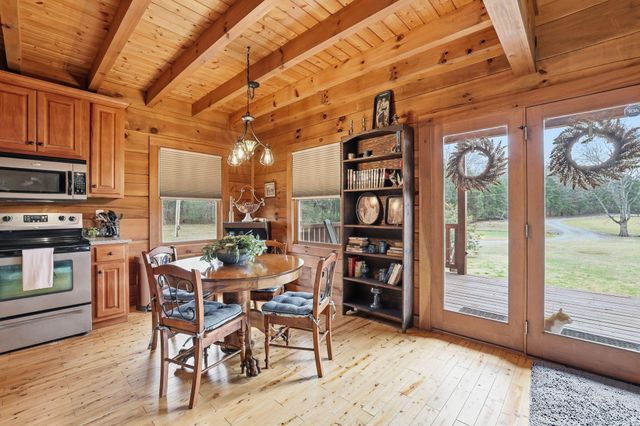 313 Lowry Lane, Chickamauga, GA 30707