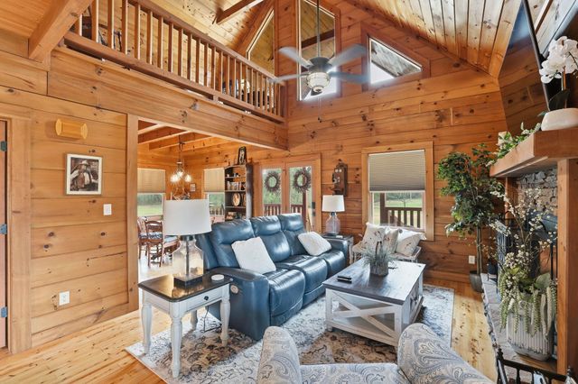 313 Lowry Lane, Chickamauga, GA 30707