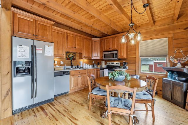 313 Lowry Lane, Chickamauga, GA 30707