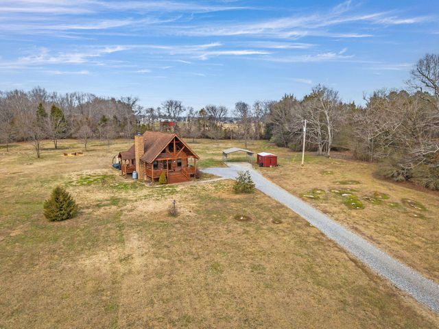 313 Lowry Lane, Chickamauga, GA 30707