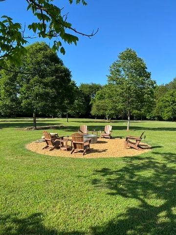313 Lowry Lane, Chickamauga, GA 30707