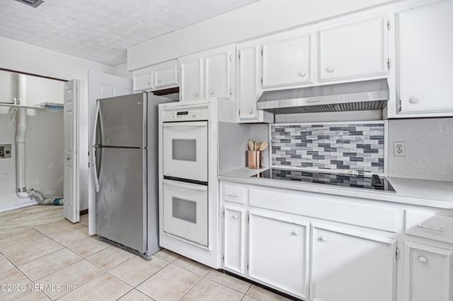 17028 EAGLE BEND Boulevard, Jacksonville, FL 32226