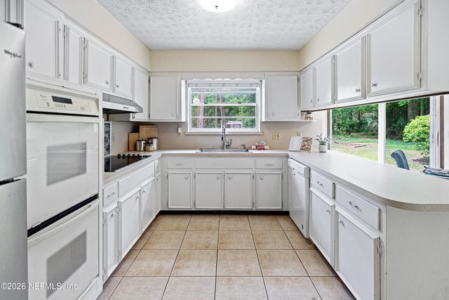 17028 EAGLE BEND Boulevard, Jacksonville, FL 32226