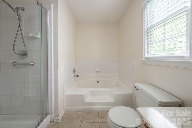 204 Windsor Forest Circle, Fletcher, NC 28732