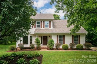 204 Windsor Forest Circle, Fletcher, NC 28732
