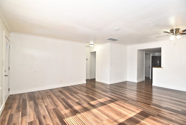 2128 N Saint Louis Avenue, Tulsa, OK 74106