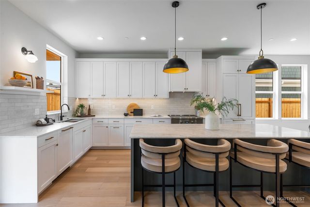 20134 23rd Avenue NW, Shoreline, WA 98177