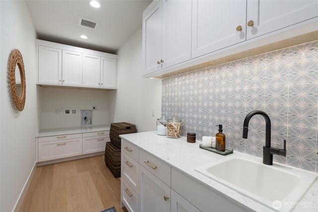 20134 23rd Avenue NW, Shoreline, WA 98177