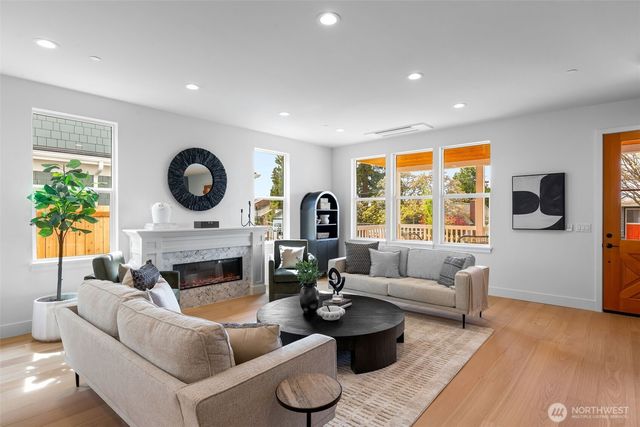 20134 23rd Avenue NW, Shoreline, WA 98177