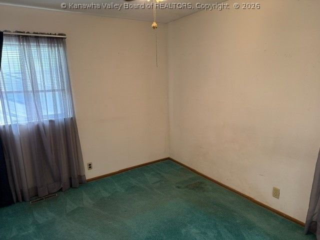 104 Dodd Street, Poca, WV 25159