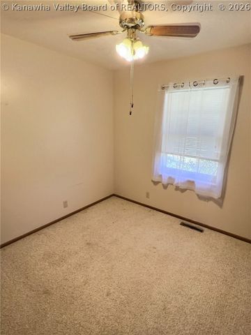 104 Dodd Street, Poca, WV 25159