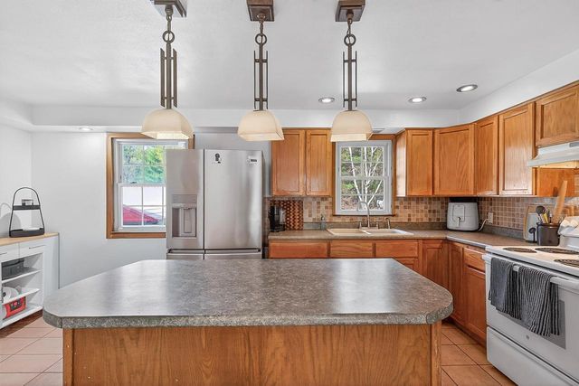3150 EAGLE ROAD, Wisconsin Rapids, WI 54494