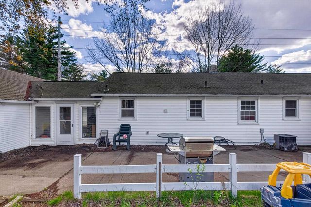 3150 EAGLE ROAD, Wisconsin Rapids, WI 54494