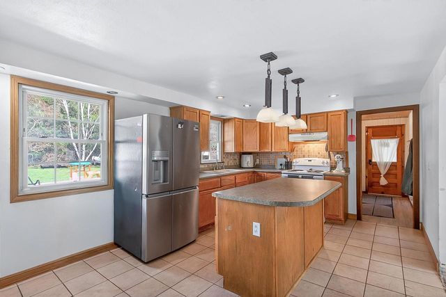 3150 EAGLE ROAD, Wisconsin Rapids, WI 54494
