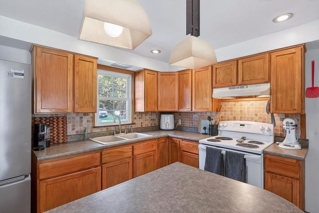 3150 EAGLE ROAD, Wisconsin Rapids, WI 54494