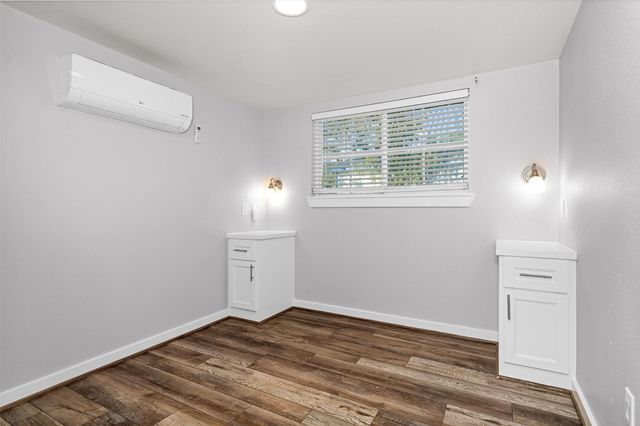 12922 Longstreet Dr Road 711, Willis, TX 77318