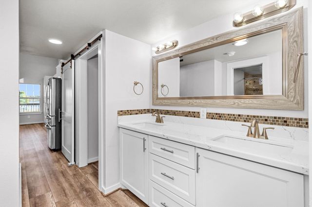 12922 Longstreet Dr Road 711, Willis, TX 77318