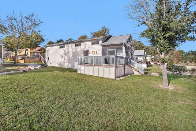 12922 Longstreet Dr Road 711, Willis, TX 77318