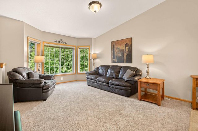 624 29th Street N, Moorhead, MN 56560