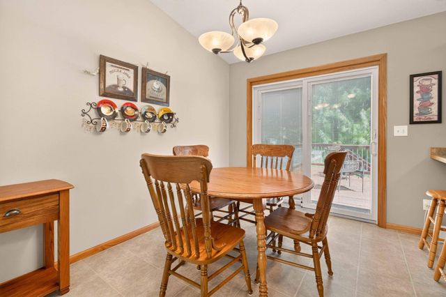624 29th Street N, Moorhead, MN 56560