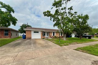 5838 Glen Arbor Dr, Corpus Christi, TX 78412