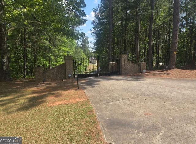 7230 Rand Drive, Douglasville, GA 30135