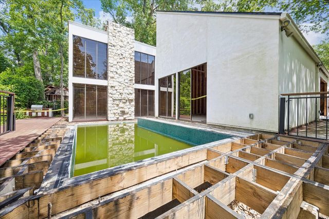 5710 Indian Circle, Houston, TX 77057
