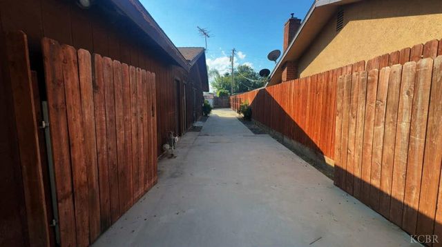 2217 Gable Avenue, Corcoran, CA 93212