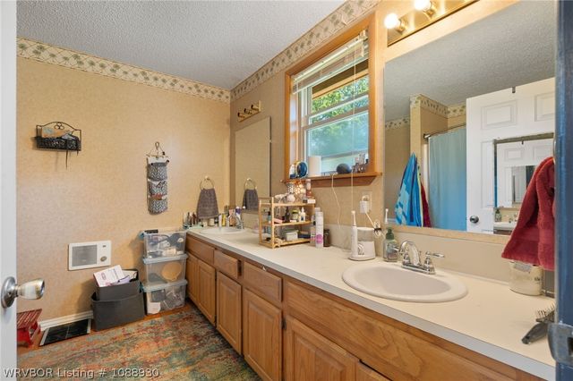655 Mount Zineche Place, Greenwood, AR 72936